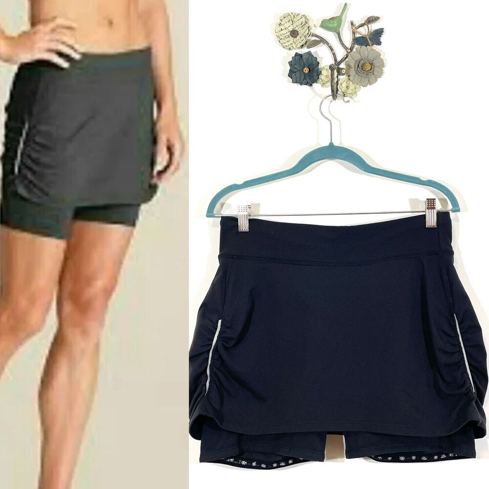Athleta Women's Contender 2 in 1 Black Short & Skirt Size M Black Zip Pocket
